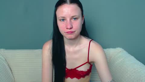 Snapshot of viki_kelt chatting on December 2024 11:47:01 PM Viki Kelt online show from December 2024 11:47:01 PM