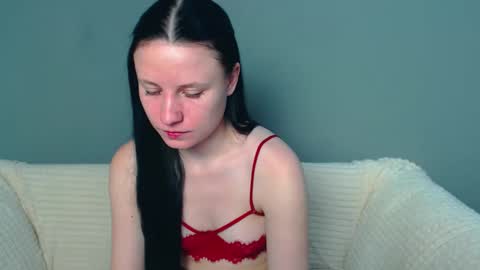 Snapshot of viki_kelt chatting on January 2025 12:50:02 AM Viki Kelt online show from January 2025 12:50:02 AM