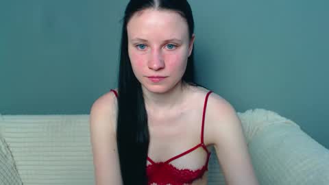 Snapshot of viki_kelt chatting on February 2025 12:42:01 AM Viki Kelt online show from February 2025 12:42:01 AM