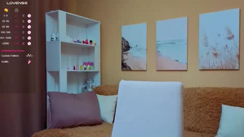 vikiberry online show from October 2025 10:02:01 AM