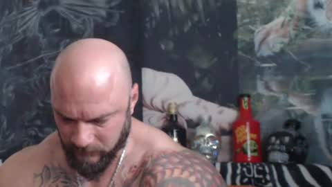 Snapshot of viking_me chatting on May 2026 07:04:01 AM viking online show from May 2026 07:04:01 AM