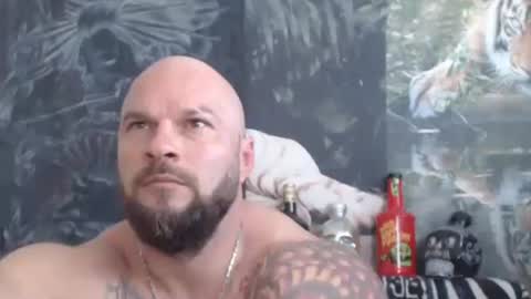 Snapshot of viking_me chatting on June 2026 06:37:02 AM viking online show from June 2026 06:37:02 AM