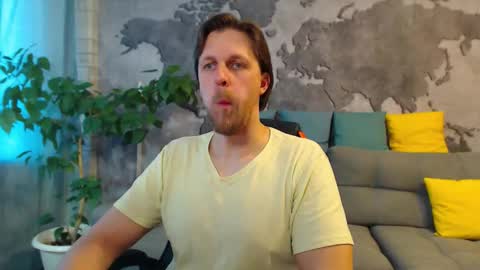 vikingchrisss online show from April 2026 08:35:02 AM