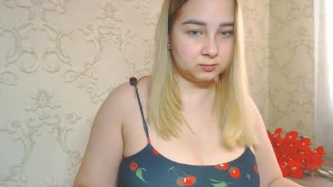 Snapshot of vikiwaitingforyou chatting on June 2026 12:31:02 PM Vitoria online show from June 2026 12:31:02 PM