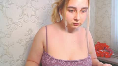 Snapshot of vikiwaitingforyou chatting on June 2026 10:15:01 AM Vitoria online show from June 2026 10:15:01 AM