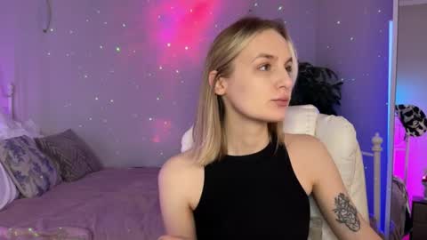 Vikky online show from June 2026 12:34:02 AM