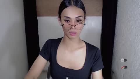 vikkylustfull online show from February 2025 03:54:01 AM