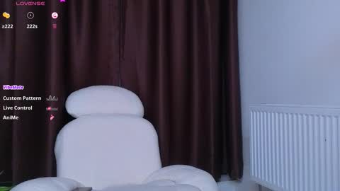 Vixi online show from February 2026 08:21:01 PM