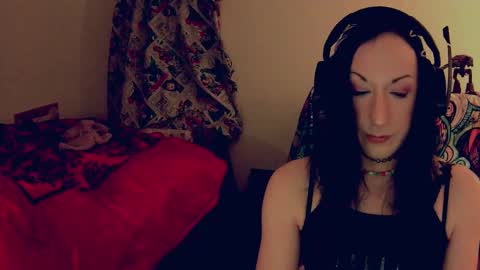 vikskikat online show from December 2024 01:06:02 AM