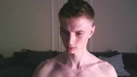 Max online show from October 2025 06:36:01 PM