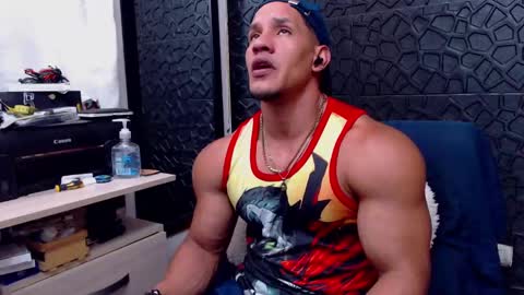 Viktor Herrera online show from February 2025 04:22:02 PM