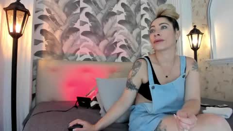 Viktoria online show from April 2026 02:51:02 AM