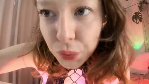 Snapshot of viktoria_sullivans chatting on September 2025 07:22:02 AM Vikky online show from September 2025 07:22:02 AM
