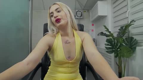 Snapshot of viktoriablue chatting on October 2025 03:23:02 PM Viktoria online show from October 2025 03:23:02 PM