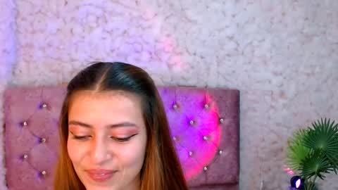 viky_evanss online show from December 2025 03:06:01 PM