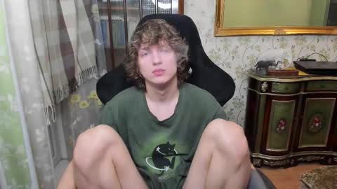 Dimoooooon online show from February 2026 02:52:02 AM