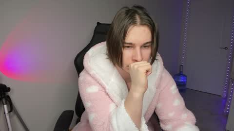 Vincent Strong online show from January 2025 01:14:02 PM