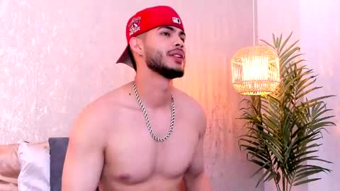 Snapshot of vincentblack_ chatting on September 2025 04:33:02 AM Vincent online show from September 2025 04:33:02 AM