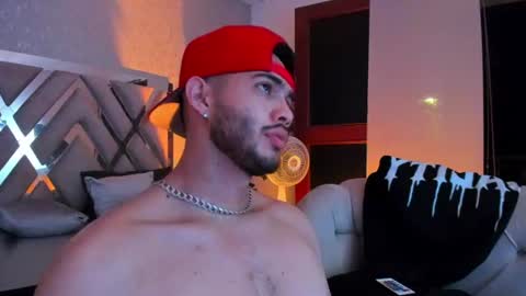 Snapshot of vincentblack_ chatting on July 2026 04:28:02 AM Vincent online show from July 2026 04:28:02 AM