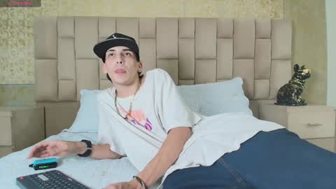 Vincent online show from December 2024 06:03:02 AM