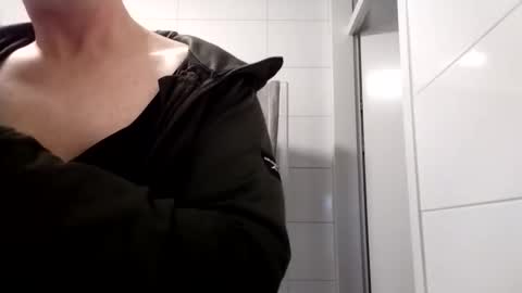 Snapshot of vinceplayer1992 chatting on November 2025 11:02:02 AM Loved online show from November 2025 11:02:02 AM