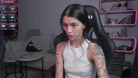 vinkitinkii online show from February 2025 09:54:02 AM