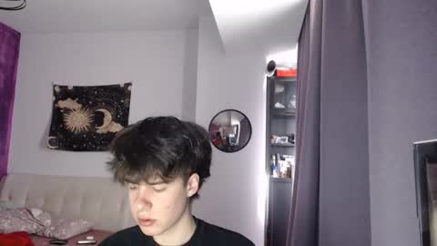 Snapshot of vinnie_06 chatting on March 2025 10:59:02 AM vinnie online show from March 2025 10:59:02 AM