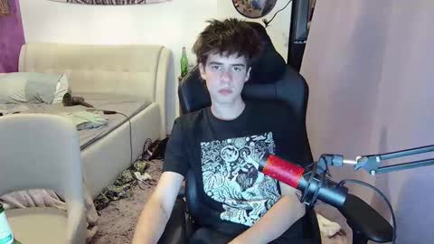 Snapshot of vinnie_06 chatting on September 2025 10:44:01 PM vinnie online show from September 2025 10:44:01 PM