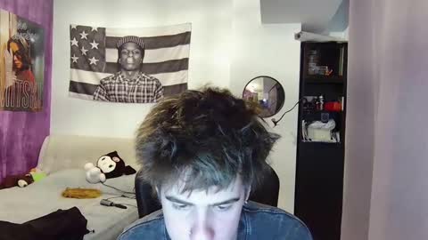 Snapshot of vinnie_06 chatting on September 2025 08:22:01 PM vinnie online show from September 2025 08:22:01 PM