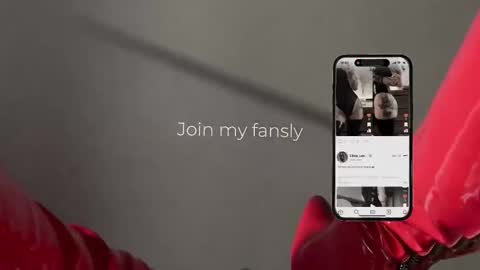 Diva Silvia online show from November 2025 05:22:01 PM