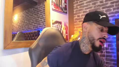 ---Vinzen--- online show from September 2025 04:49:02 AM