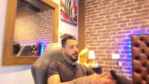 ---Vinzen--- online show from October 2025 04:24:02 AM