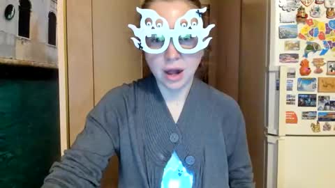 Snapshot of viodetta chatting on October 2025 08:43:01 PM viodetta online show from October 2025 08:43:01 PM