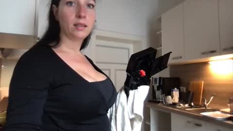 Snapshot of viola_beck chatting on September 2025 07:52:02 AM Vio online show from September 2025 07:52:02 AM