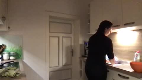 Snapshot of viola_beck chatting on October 2025 05:32:01 AM Vio online show from October 2025 05:32:01 AM