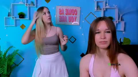 viola_sweet_ online show from July 2026 09:22:01 AM