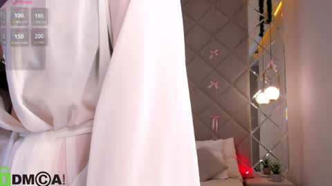 Viola online show from April 2026 01:14:01 AM