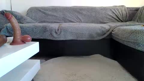 Viola online show from November 2025 08:15:02 AM