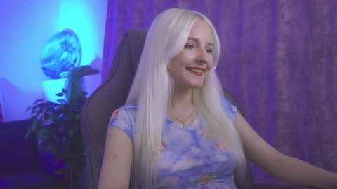 violamore online show from May 2026 05:45:02 PM