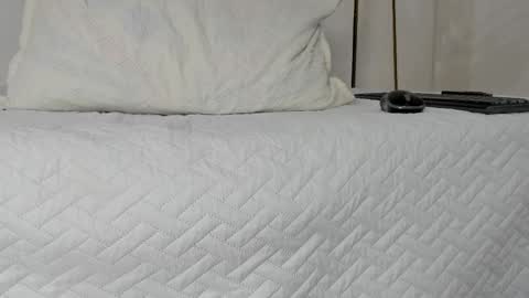 violeet_gray online show from February 2025 05:57:01 PM