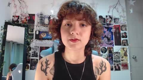 Violet online show from February 2025 07:11:01 AM