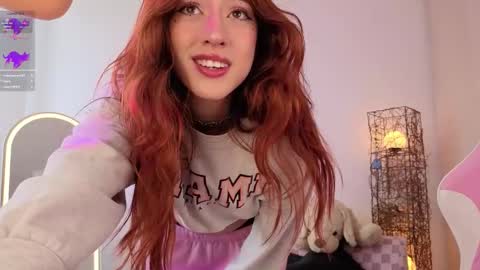 Snapshot of violet_ch chatting on November 2025 06:29:01 PM violet online show from November 2025 06:29:01 PM