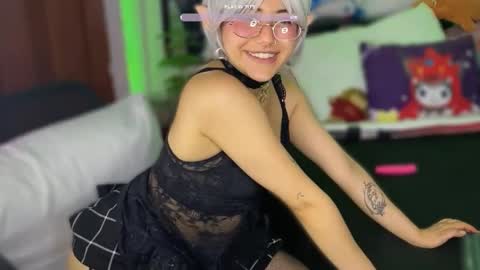 Violete Hentai01 online show from February 2025 12:27:02 AM