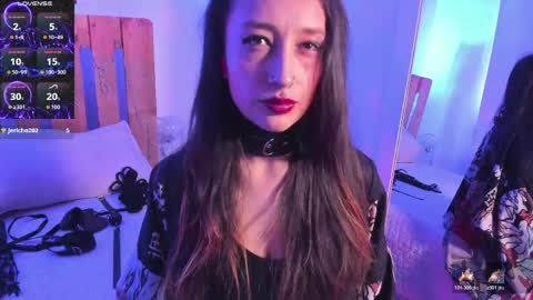 Snapshot of violet_jonesss chatting on May 2026 03:08:02 PM Violet Jones online show from May 2026 03:08:02 PM