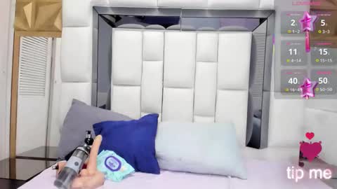 violet_milleer online show from January 2026 07:18:01 PM