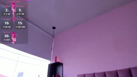 violet online show from October 2025 12:53:02 PM