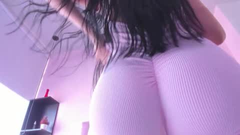 violet online show from November 2025 02:41:01 PM