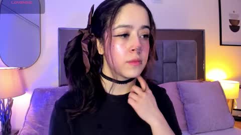 Violet Nova online show from February 2026 11:09:01 AM