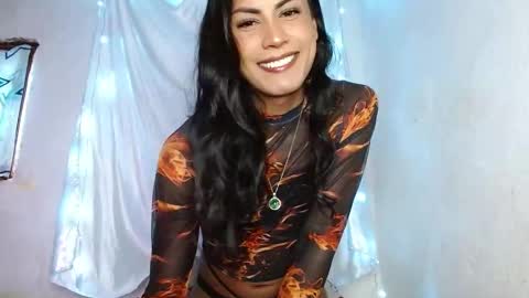 violet_sexhot28 online show from January 2025 01:47:01 PM