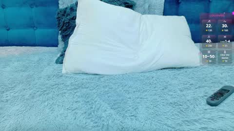 Violeta  online show from April 2026 01:41:01 PM